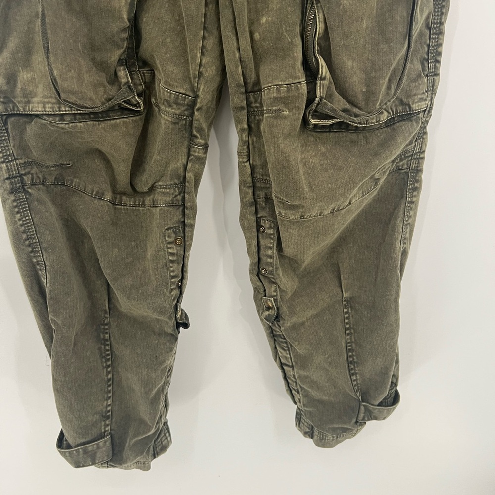 Free People Can’t Compare olive green slouch pants - Picture 5 of 14